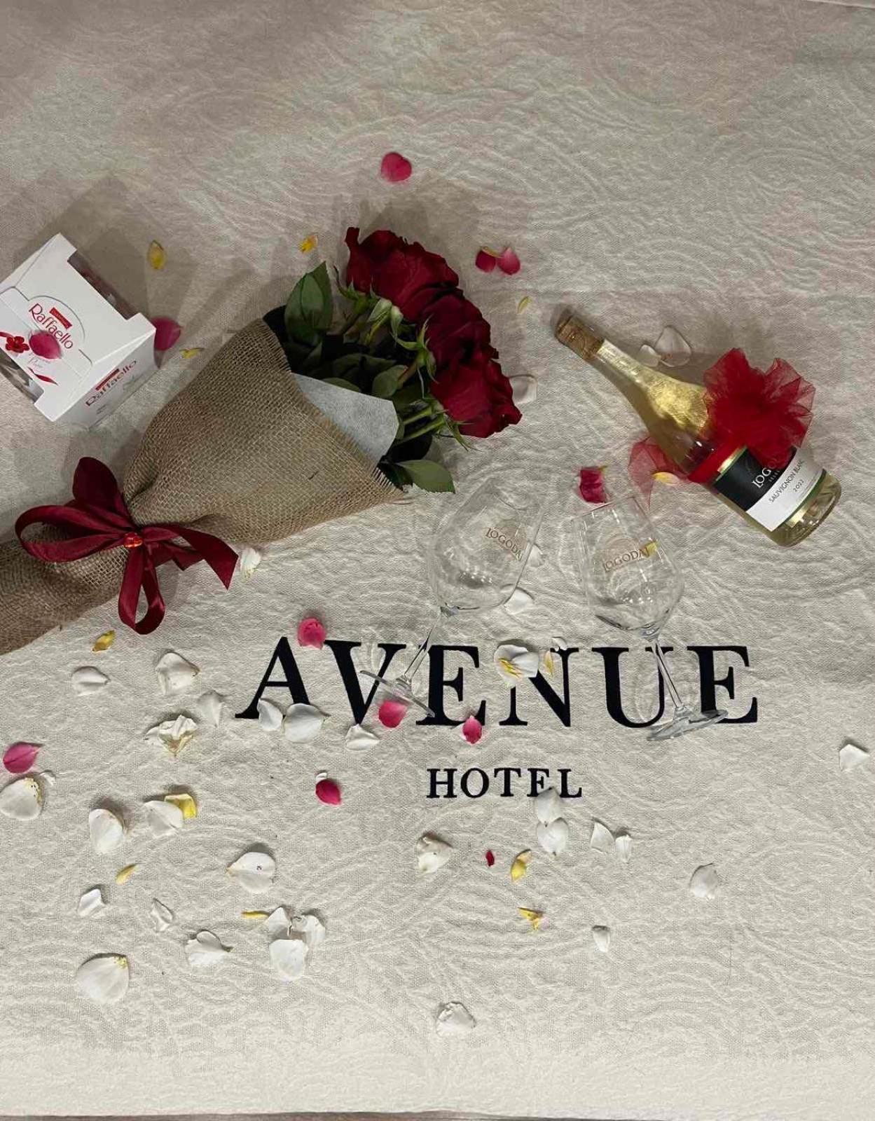 Hotel Avenue Равда Экстерьер фото