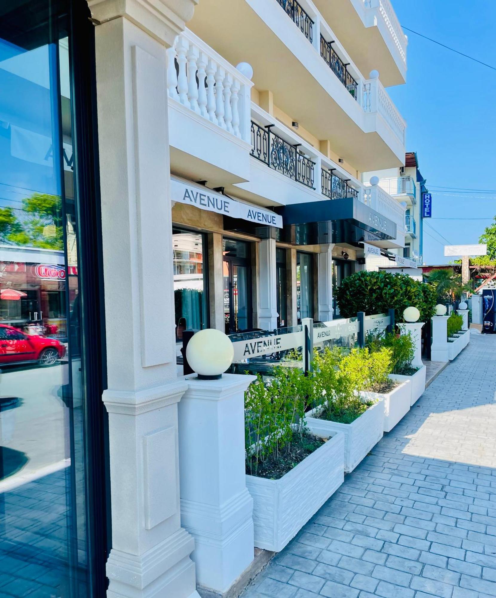 Hotel Avenue Равда Экстерьер фото