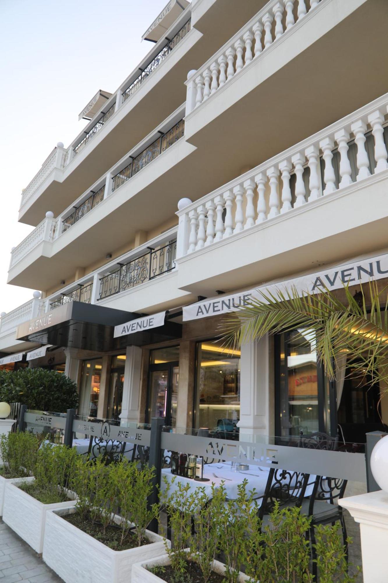 Hotel Avenue Равда Экстерьер фото